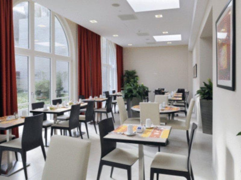 Novotel Brussels Centre Midi Saint-Gilles Exteriér fotografie